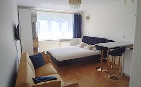 La Alaia Apartment With Parking
